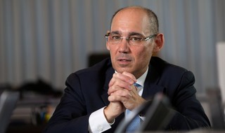 פרופ' אמיר ירון
