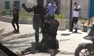 המשטרה תוקפת את מי שהכה את מבקר הכרטיסים