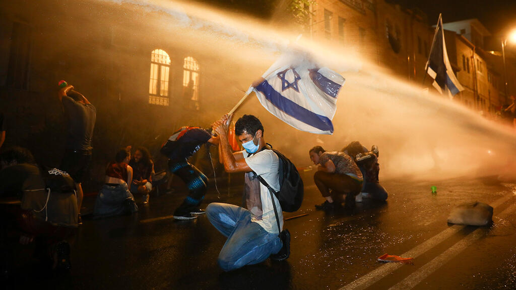 גם מפגינים היו תחת מעקב, לפי התחקיר (צילום: AP) מחאה בירושלים