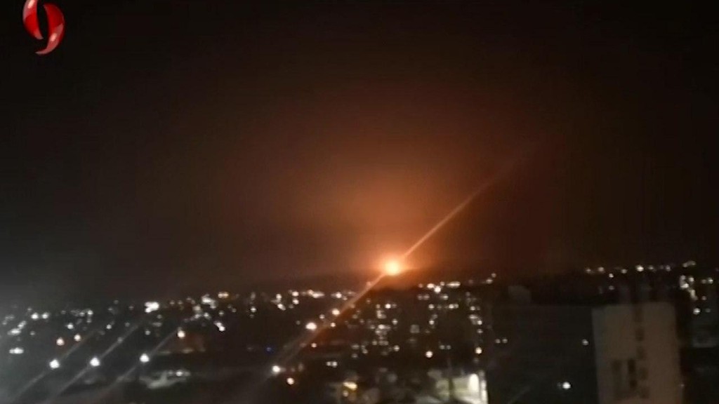 מערכות ההגנה האווירית בסוריה הופעלו מערכות ההגנה האווירית הופעלו בשמי דמשק