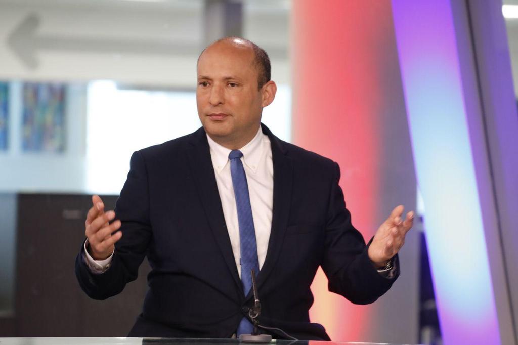נפתלי בנט באולפן ynet (צילום: שאול גולן) נפתלי בנט באולפן ynet