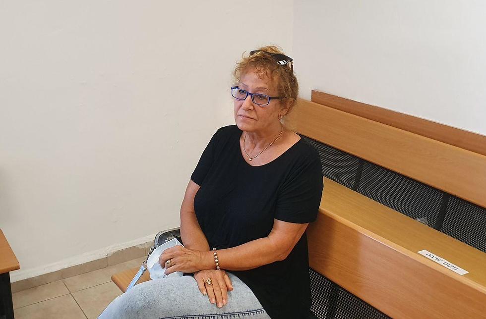 "נהגה בתינוק באלימות תוך הפרה קשה של אמון ההורים". ציפורה דוד (צילום: גלעד מורג) ציפורה דוד בבית המשפט