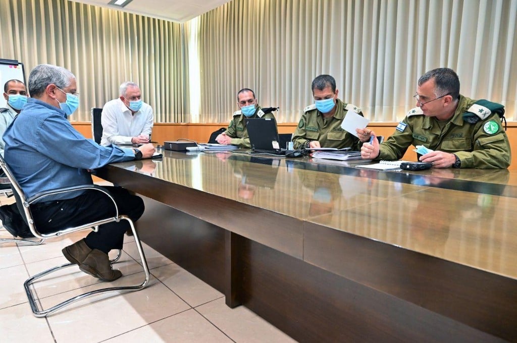 בני גנץ בעדכון ראשוני עם סגן הרמטכ"ל וראש אמן