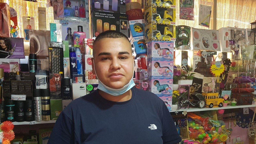 "אווירת החג נעלמה". תימור חטיב תימור ח'טיב
