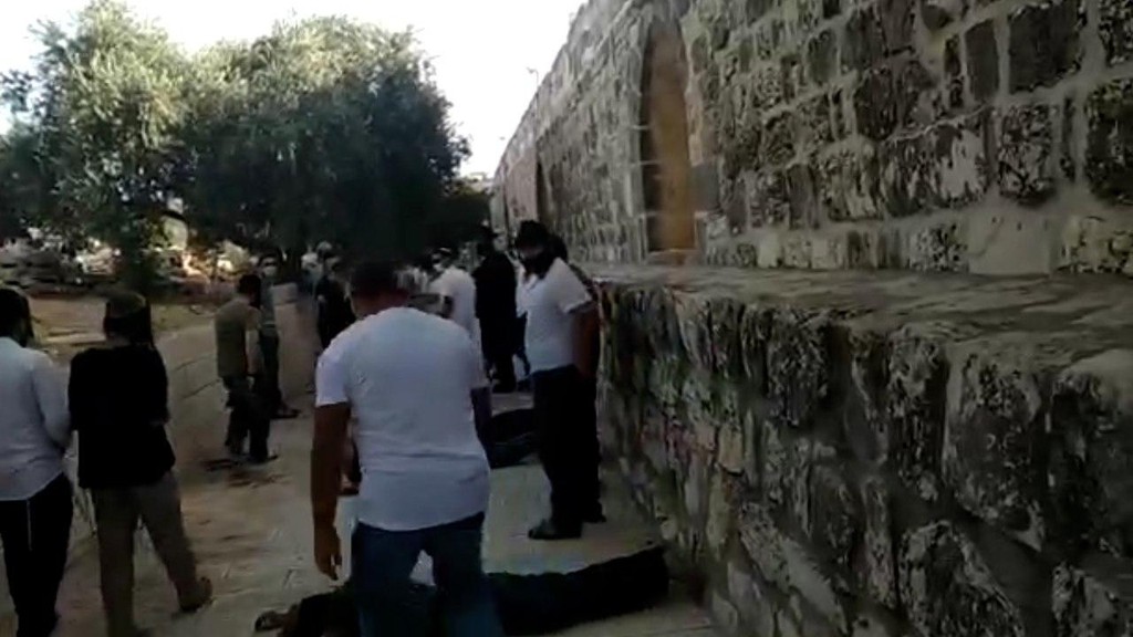 צילום: המאבק התפרעויות ומעצרים בכניסה להר הבית בתשעה באב
