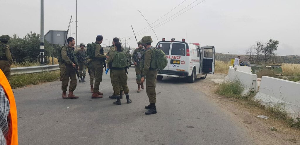 Israeli troops outside the West Bank city of Hebron המחבל שדרס את הלוחם שאדי איברהים