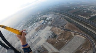 צניחה חופשית בנתב"ג