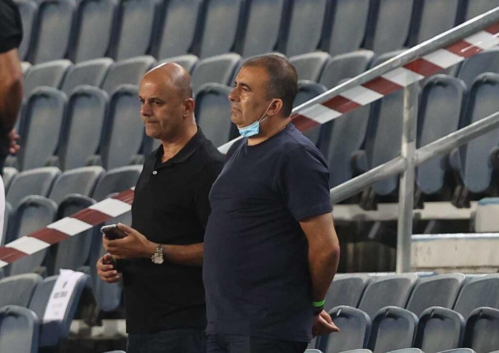 בעלי הפועל ת"א איציק ושרון ניסנוב