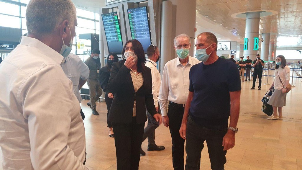 "היה שר שהצביע נגד פתיחת השמיים". רגב מירי רגב בנתב"ג