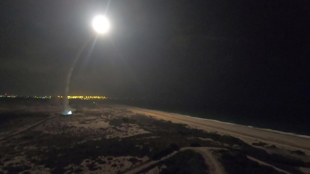 A test of Israel's Arrow-2 missile interceptor system (Photo: Reuters) A test of Israel's Arrow-2 missile interceptor system