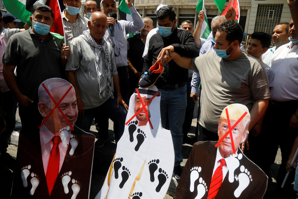 מחאת הפלסטינים על הסכם השלום עם איחוד האמירויות