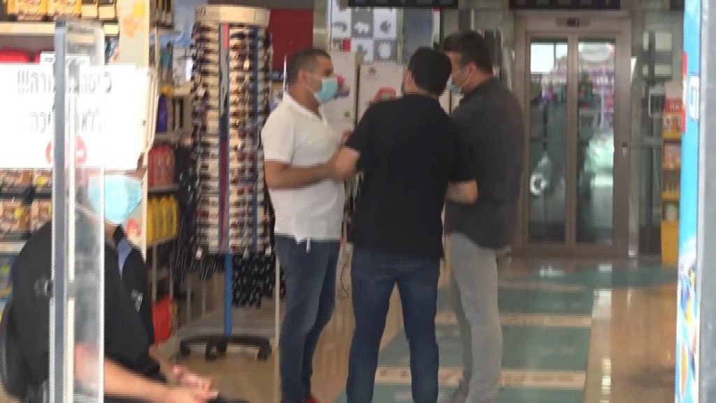 בעלי העסקים בירכא על אזהרת משרד הבריאות מפני כניסה ליישוב