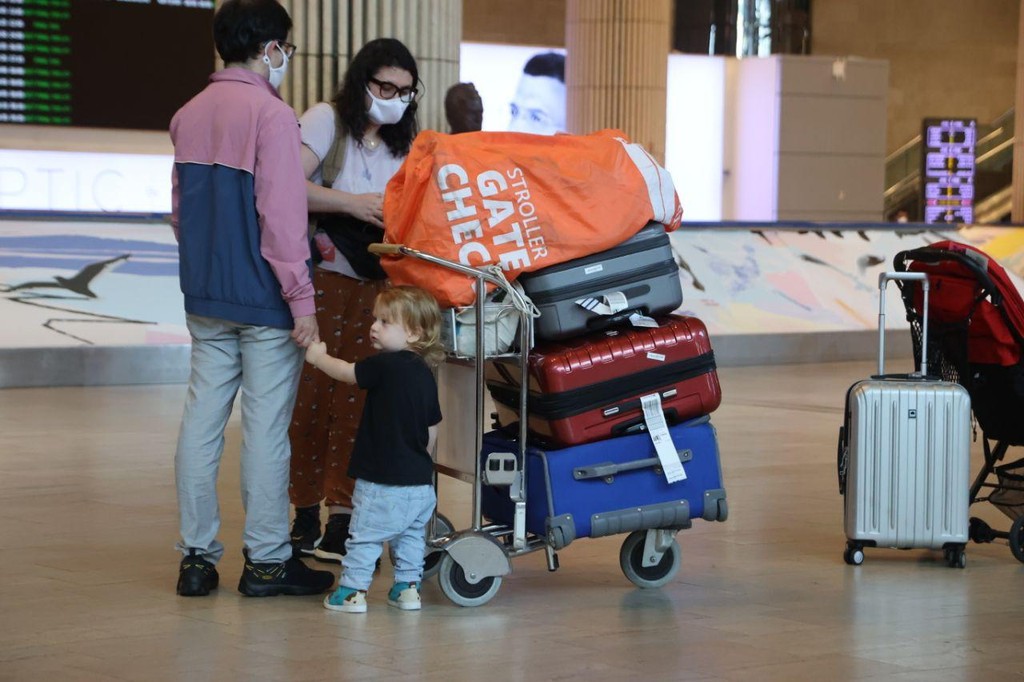 פתיחת שמיים חלקית בנתב"ג