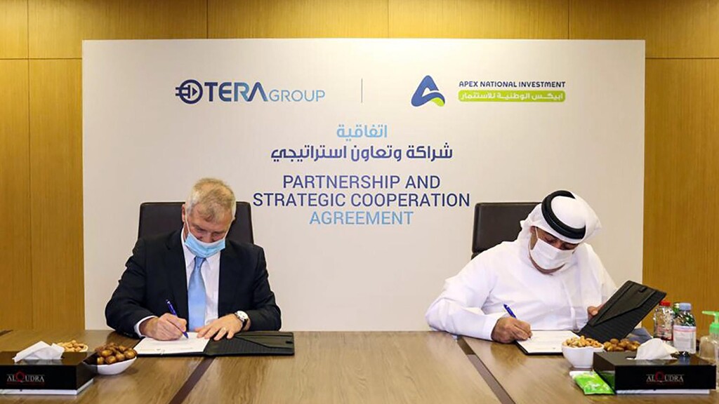 epresentatives from the Emirati company APEX National Investment (R) and the Israeli TeraGroup, signing an agreement to develop research on the novel coronavirus, in the Emirati capital Abu Dhabi