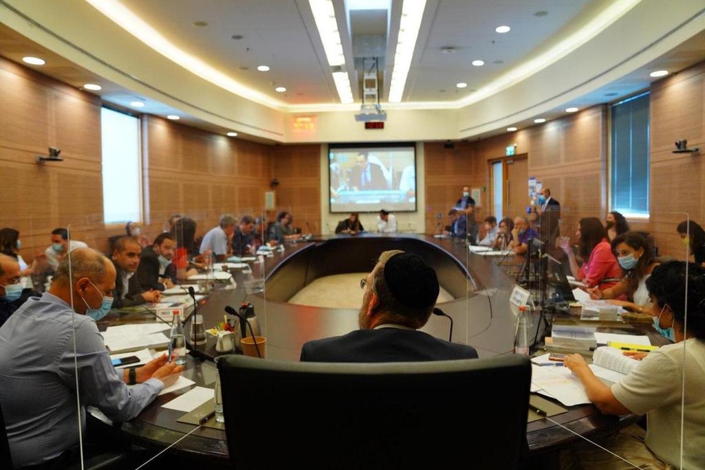 Knesset Finance Committee (Photo: Knesset) ועדת הכספים על דחיית התקציב