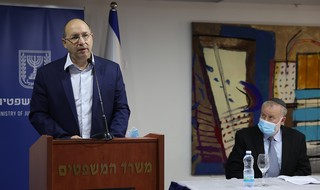 אבי ניסנקורן 