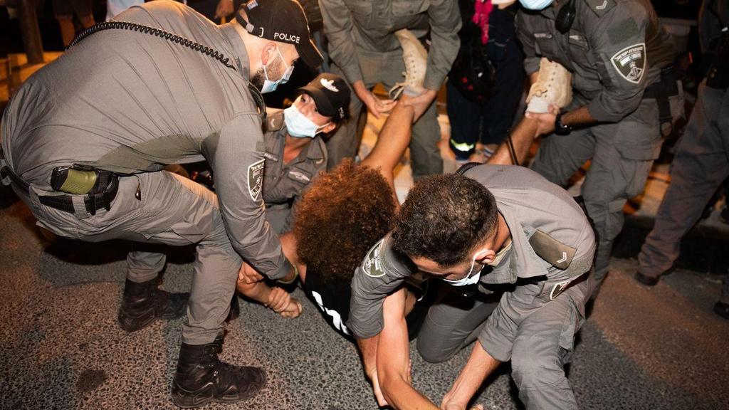 מעצר מפגינים נגד נתניהו (צילום: שלו שלום) ההפגנה בירושלים