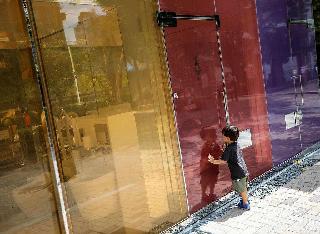 צילום: רויטרס יפן תאי שירותים שקופים טוקיו