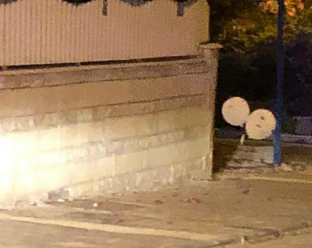 בלוני הנפץ בבאר שבע (צילום: דוברות המשטרה ) בלון בבאר שבע