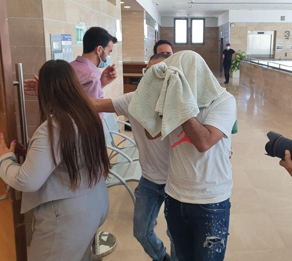 הארכת מעצר לחשודים במעורבות באונס (צילום: בראל אפרים) הארכת מעצר לחשודים באונס הקבוצתי באילת