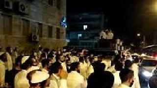 עשרות חסידי ברסלב מפגינים בירושלים נגד נתניהו  וגמזו