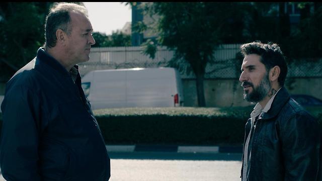 ''מנאייכ''. עלילה בדיונית שנראית מציאותית