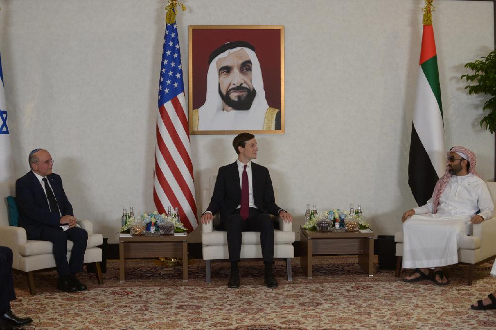 National Security Advisor Meir Ben-Shabbat, U.S. President's Senior Advisor Jared Kushner and UAE's National Security Adviser Sheikh Tahnoun bin Zayed Al Nahyan hold a meeting in Abu Dhabi, United Arab Emirates (Photo: GPO) הפגישה