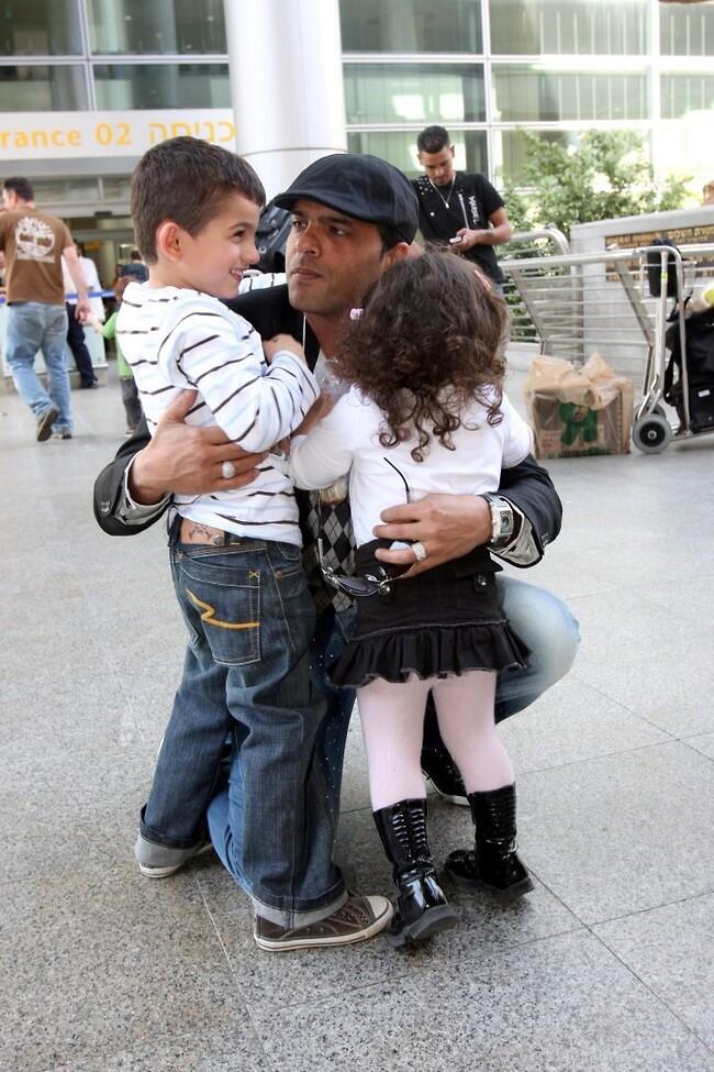 איזה חמודים! ליאם ואלין עם אבא אייל