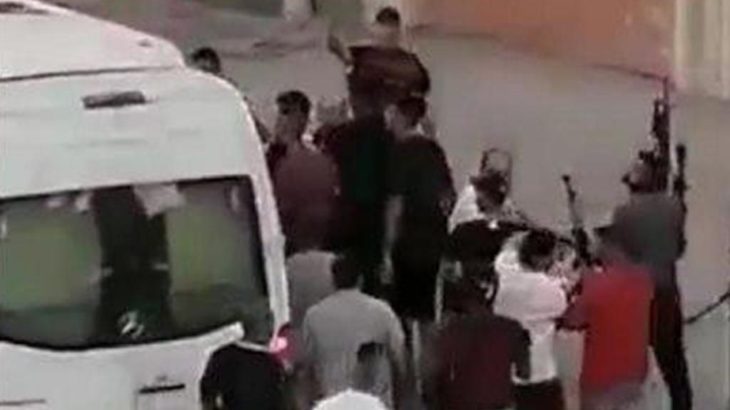 חמושים פלסטינים יורים באוויר בשטח המוניציפאלי של ירושלים