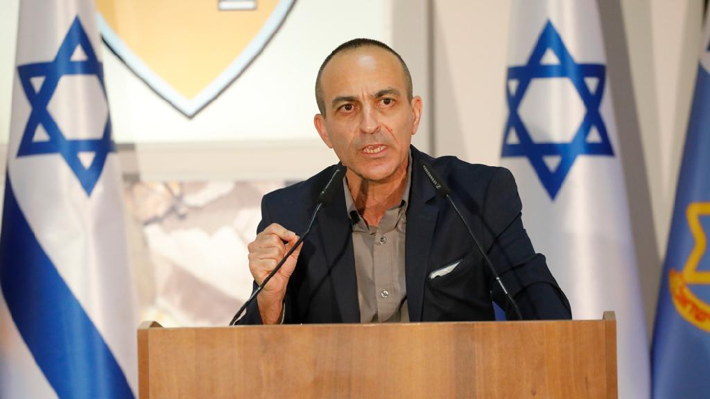 "בימים הקרובים נראה ירידה במספר הערים האדומות". פרופ' גמזו (צילום: תומר אפלבאום) רוני גמזו ""מתנצל בפני החברה החרדית אם הרגישה שאנחנו מסמנים אותה"