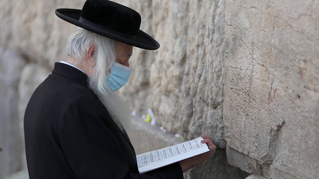 כחלק מהשלב הראשון - תתאפשר תפילה בכותל. המתווה טרם נקבע (צילום: EPA) תפילות בכותל