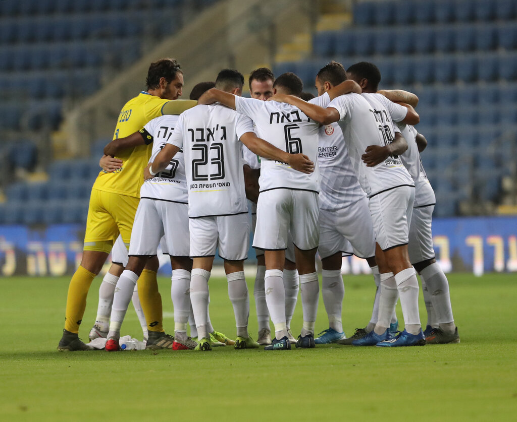 Hapoel Hadera F.C. players (Photo: Oren Aharoni) הפועל חדרה