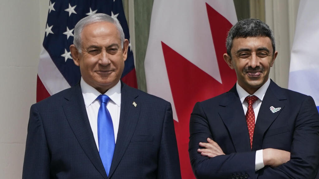 L-R) Israeli Prime Minister Benjamin Netanyahu; Sheikh Abdullah bin Zayed bin Sultan Al Nahyan, Minister of Foreign Affairs and International Cooperation of the United Arab Emirates; and Dr. Abdullatif bin Rashid Alzayani, Minister of Foreign Affairs, Kingdom of Bahrain 