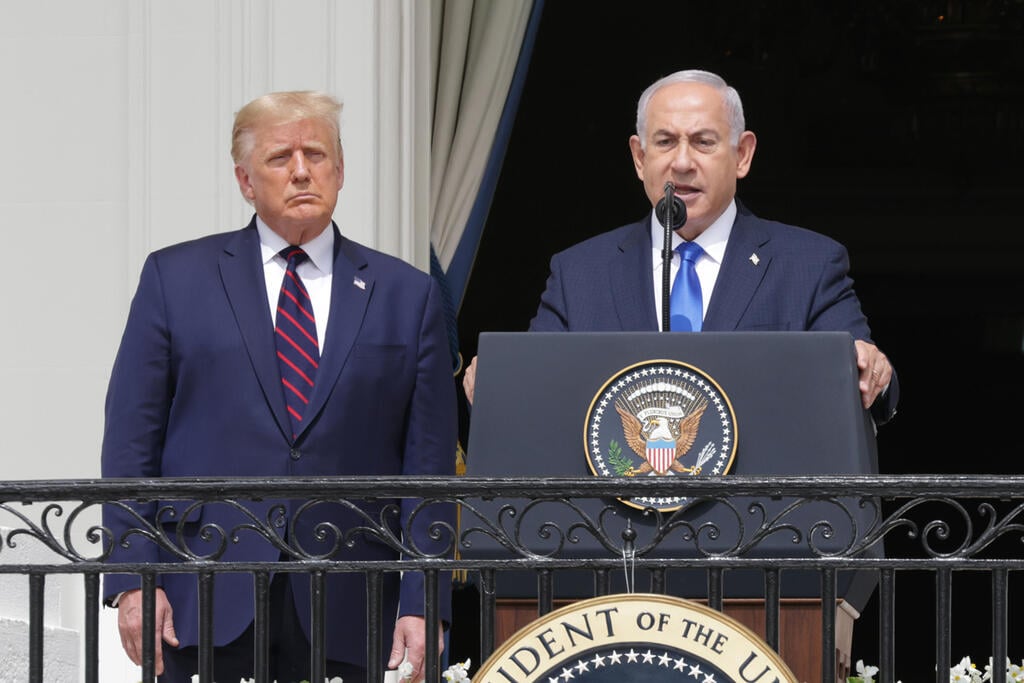 דונלד טראמפ בנימין נתניהו בנאומו של דונלד טראמפ בטקס החתימה