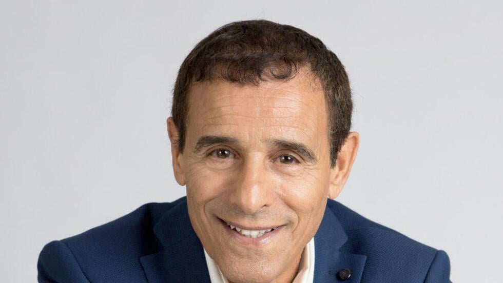 "פייק ניוז". ראש העיר ראש העין בן משה (צילום: שרית צרפתי) שלום בן משה