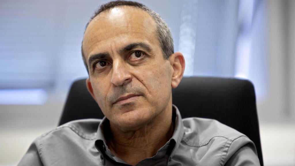 "הגענו לכמויות בדיקות גדולות". פרופ' גמזו (צילום: AP) פרופסור רוני גמזו