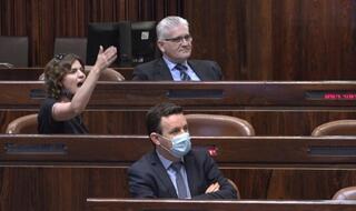 ישראל לפני סגר, והשר אמסלם מאשים בכנסת: "אנרכיסטים קראו לי יא שמן"