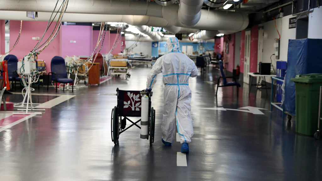 An underground coronavirus ward at Rambam Healthcare Campus in Haifa (Photo: Reuters) מחלקת קורונה ברמב"ם חיפה