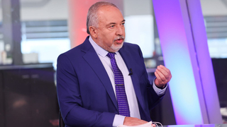 אביגדור ליברמן באולפן ynet