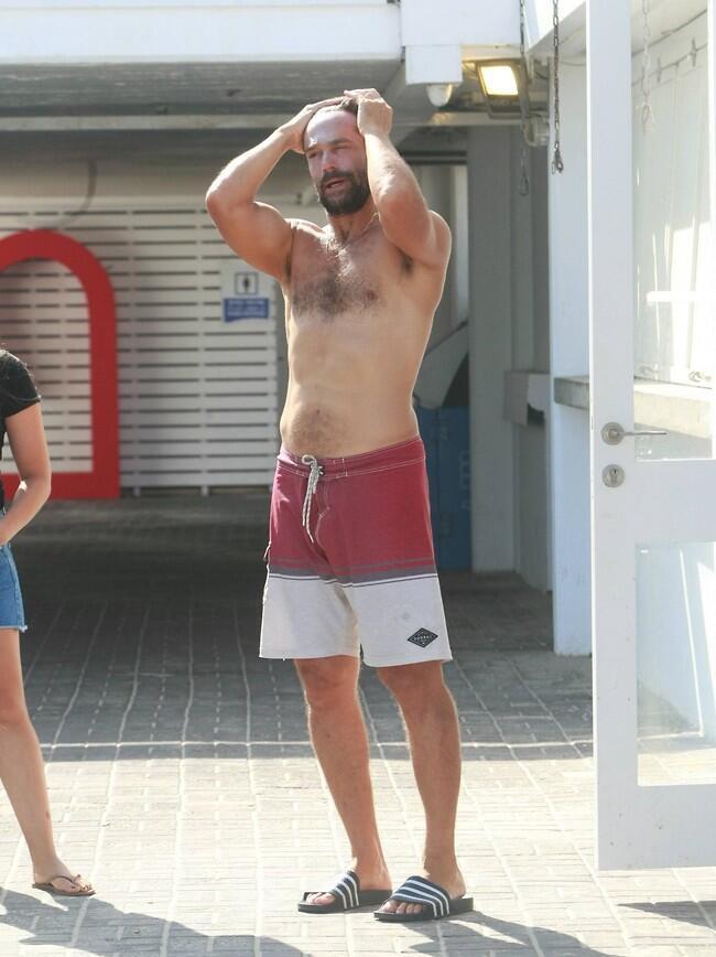 קרם הגנה זה חשוב (צילום: מוטי לבטון) קרם הגנה זה חשוב