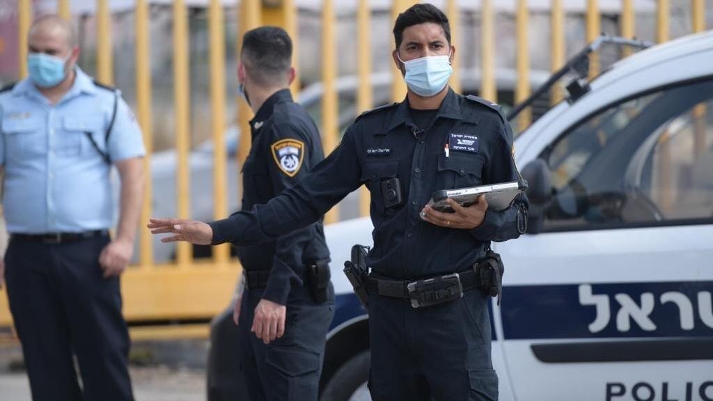 אכיפה של הנחיות הסגר ברחבי הארץ