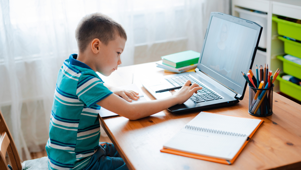 הילדים זקוקים לסביבה נטולת רעשים (צילום: shutterstock) הילדים זקוקים לסביבה נטולת רעשים