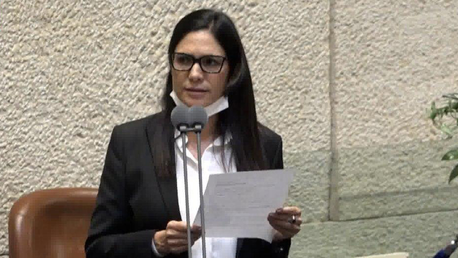 אתי עטיה