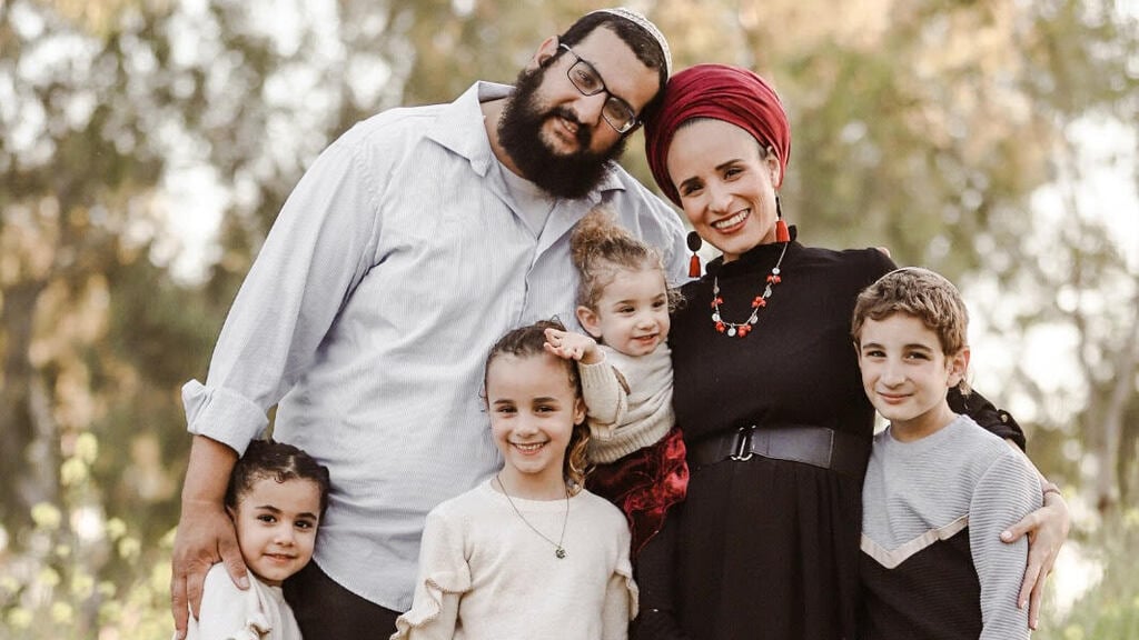 משפחת מסאמי. "מנסים למצוא פתרונות" (צילום: יאיר יוליס) משפחת מסאמי. "מנסים למצוא פתרונות"