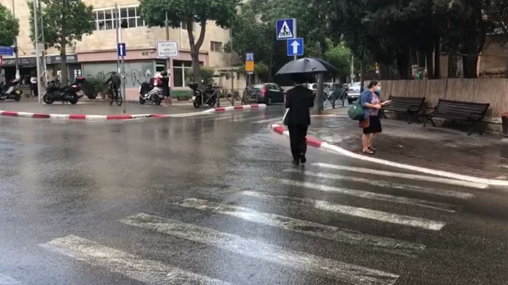מפלאי הסתיו - נקודתית (צילום: גיל יוחנן) גשם וברד החלו לרדת בירושלים