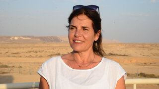 איריס פולטון בעלת צימר נוף בראשית במדרשת בן גוריון