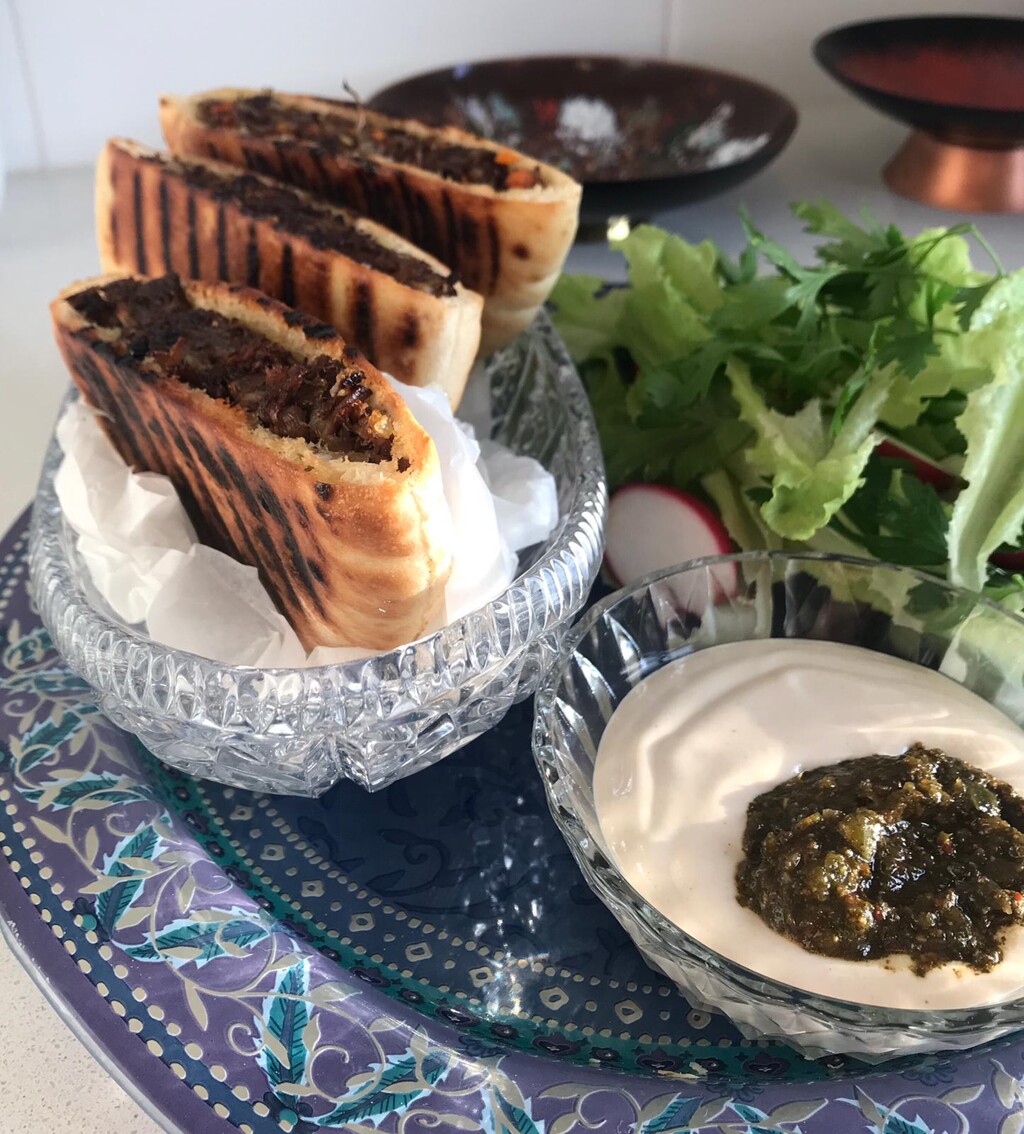 עראייס שפונדרה (צילום: יח"צ) יהושע פראג
