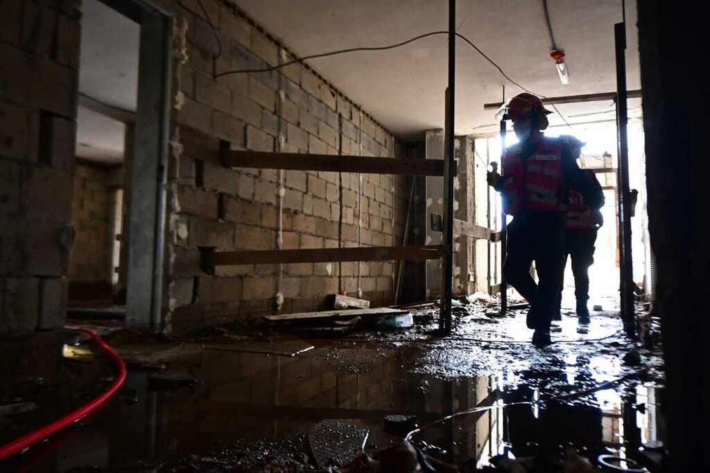 פעולות חילוץ במרתף שהוצף באשדוד