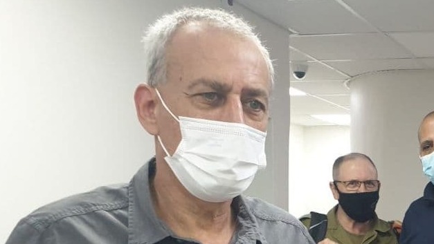 נחמן אש ועאדל בדיר