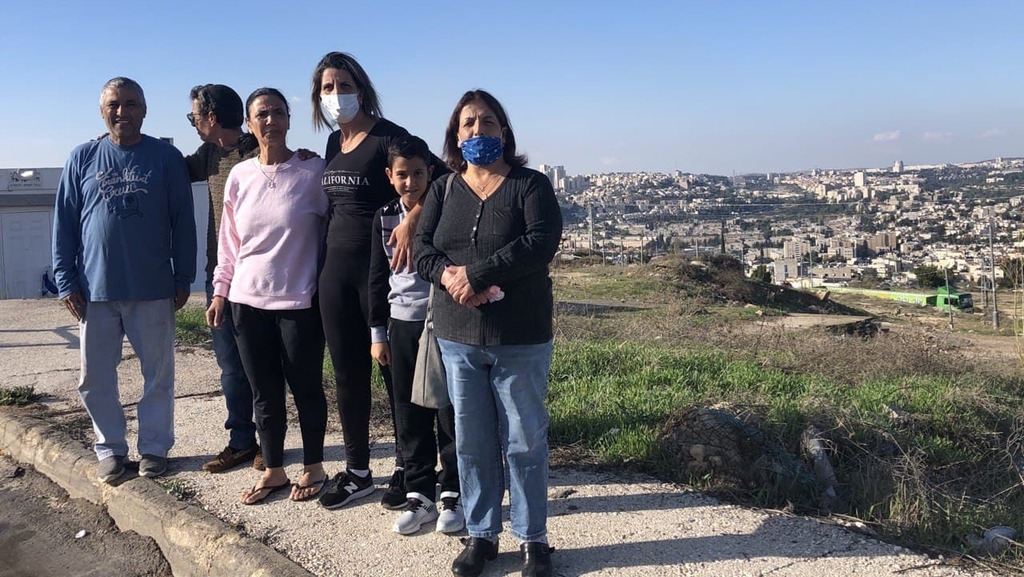 תושבי גבעת המטוס: "מזלזלים בנו" תושבי גבעת המטוס מתלוננים על ההתנהלות לקראת הבנייה של יחידות דיור בגבעה